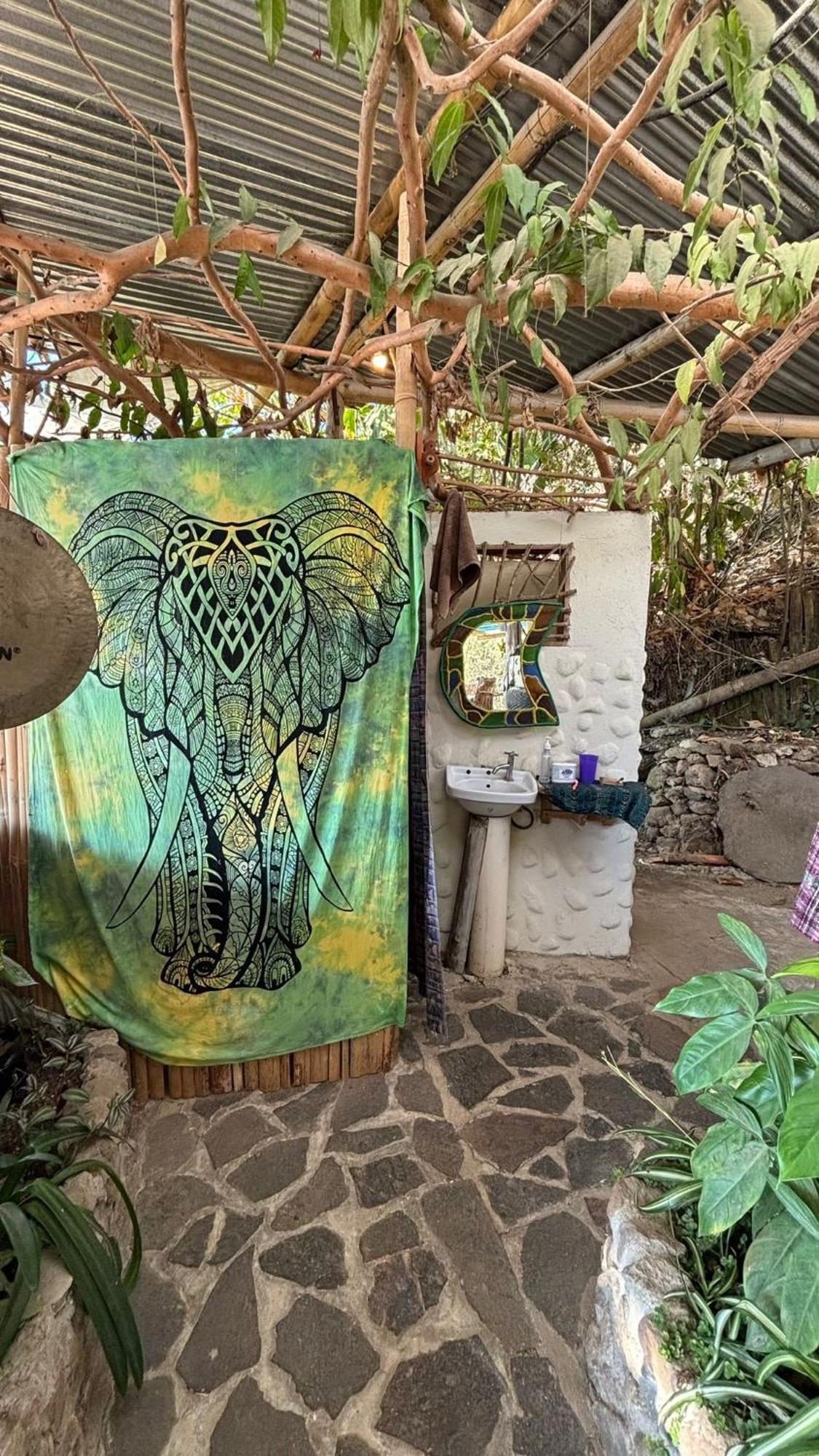 Earthship Atitlan Guest House San Marcos La Laguna Luaran gambar