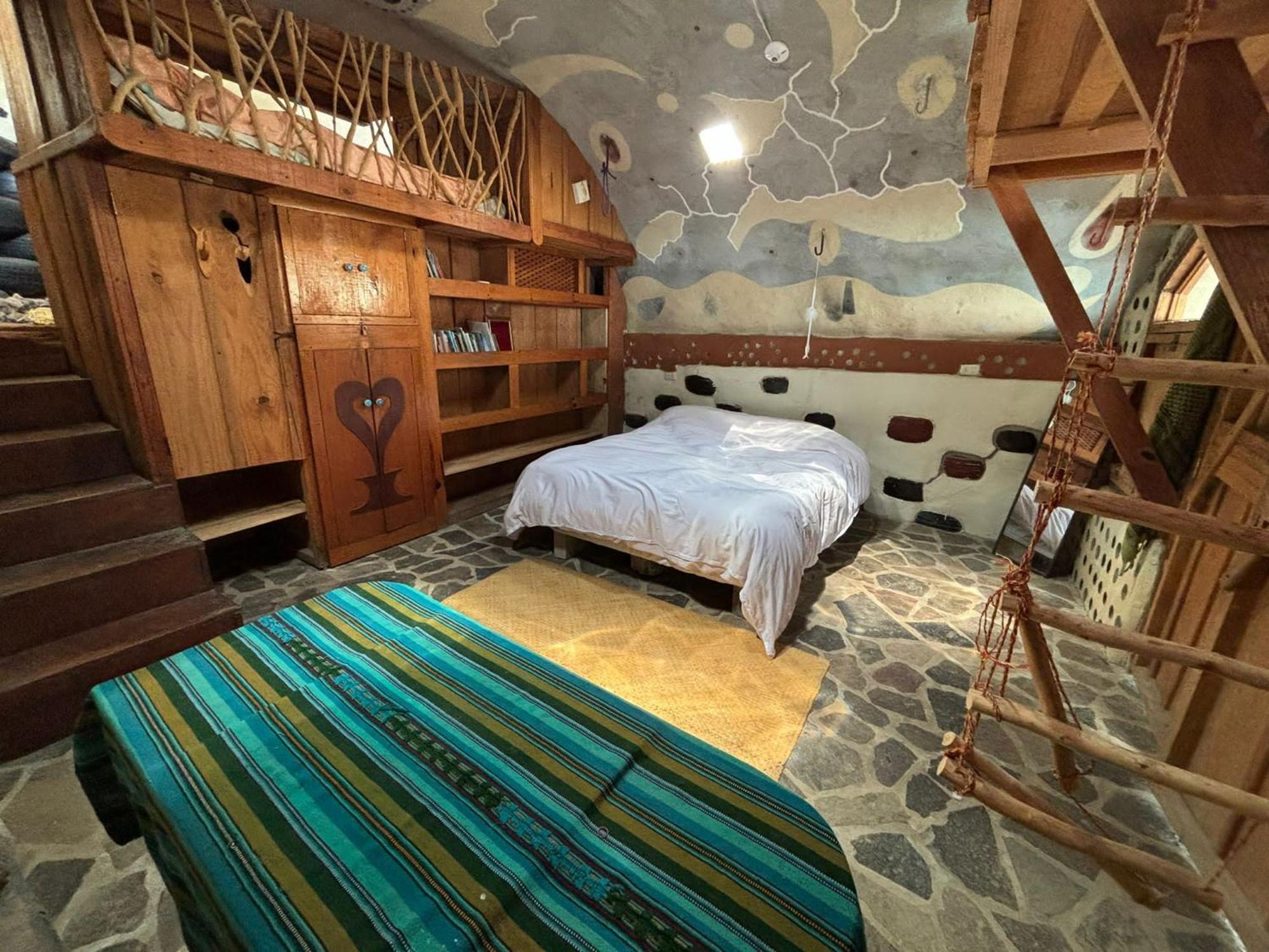 Earthship Atitlan Guest House San Marcos La Laguna Luaran gambar