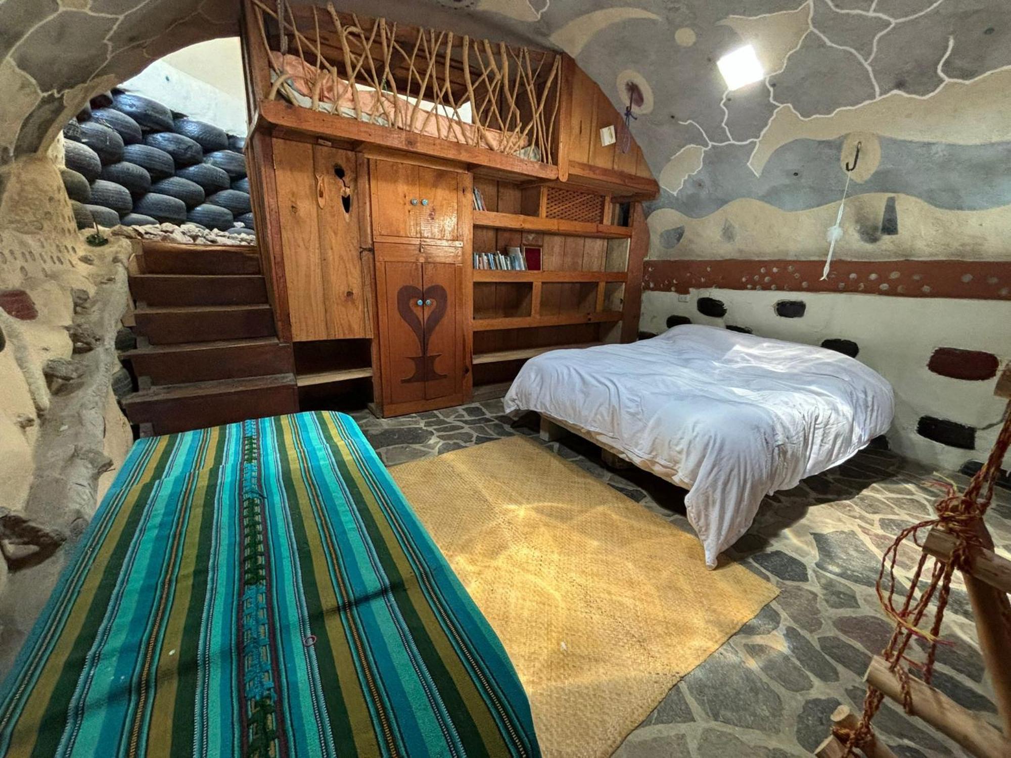 Earthship Atitlan Guest House San Marcos La Laguna Luaran gambar